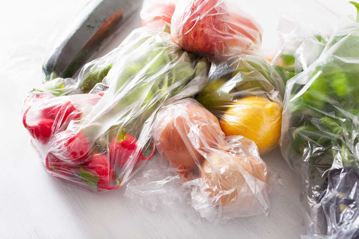 verdura e frutta confezionata per vendita all'ingrosso